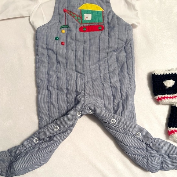 Vintage Petit Jouet 3pc Outfit Baby 6-9m Crane Truck Overalls Shirt Knit Booties - Picture 3 of 12